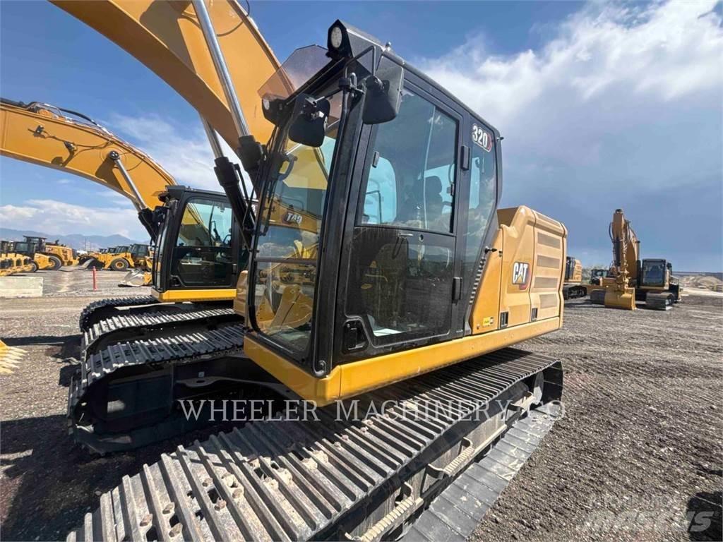 CAT 320 Crawler excavators