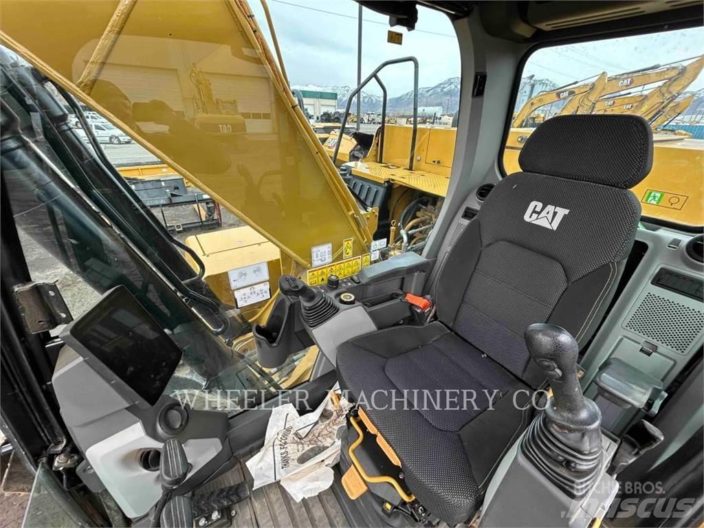 CAT 320 Crawler excavators