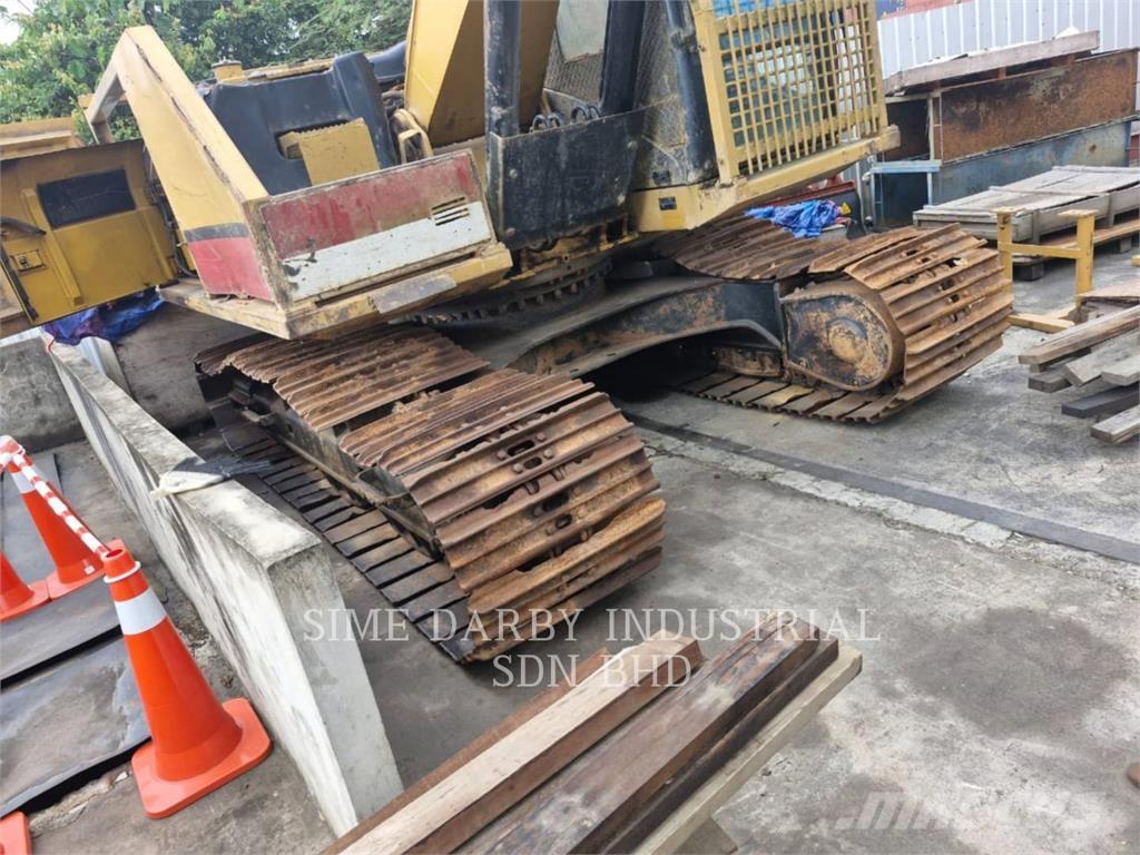 CAT 320D2 Crawler excavators