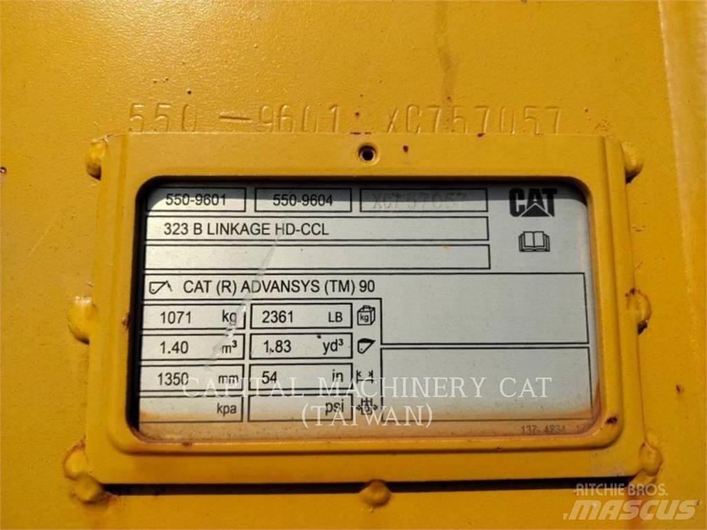 CAT 323 Buckets