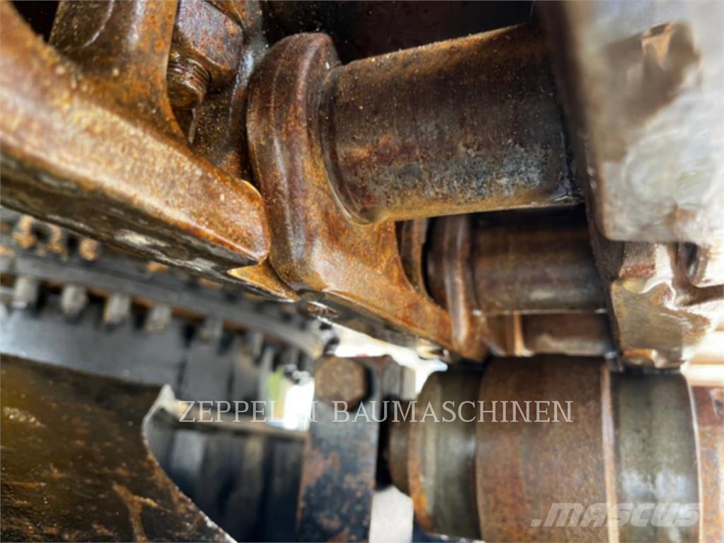 CAT 325FL Crawler excavators