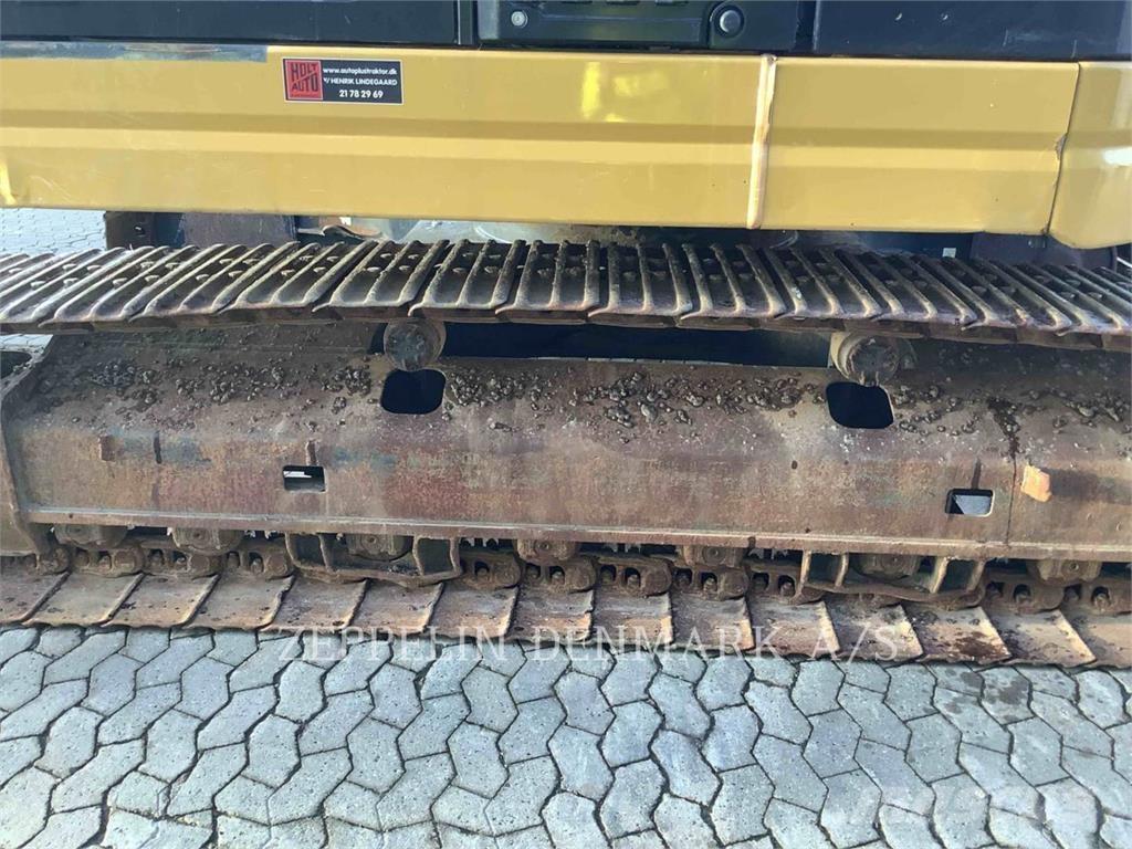 CAT 325FLCR Crawler excavators