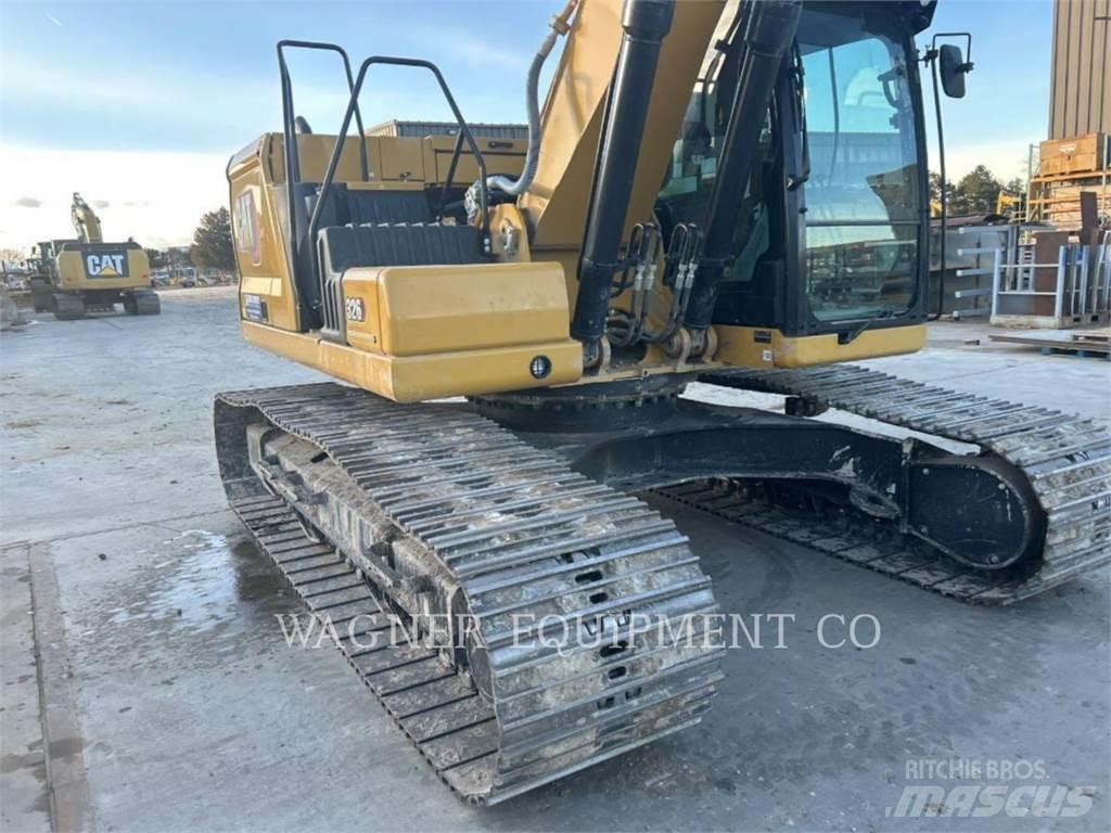 CAT 326 Crawler excavators