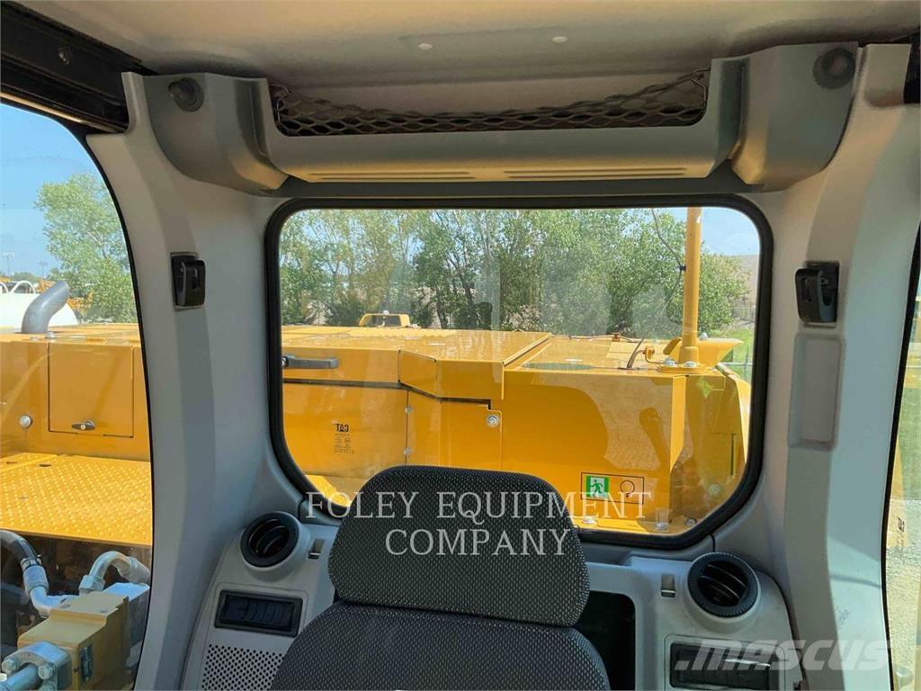 CAT 326-079I Crawler excavators