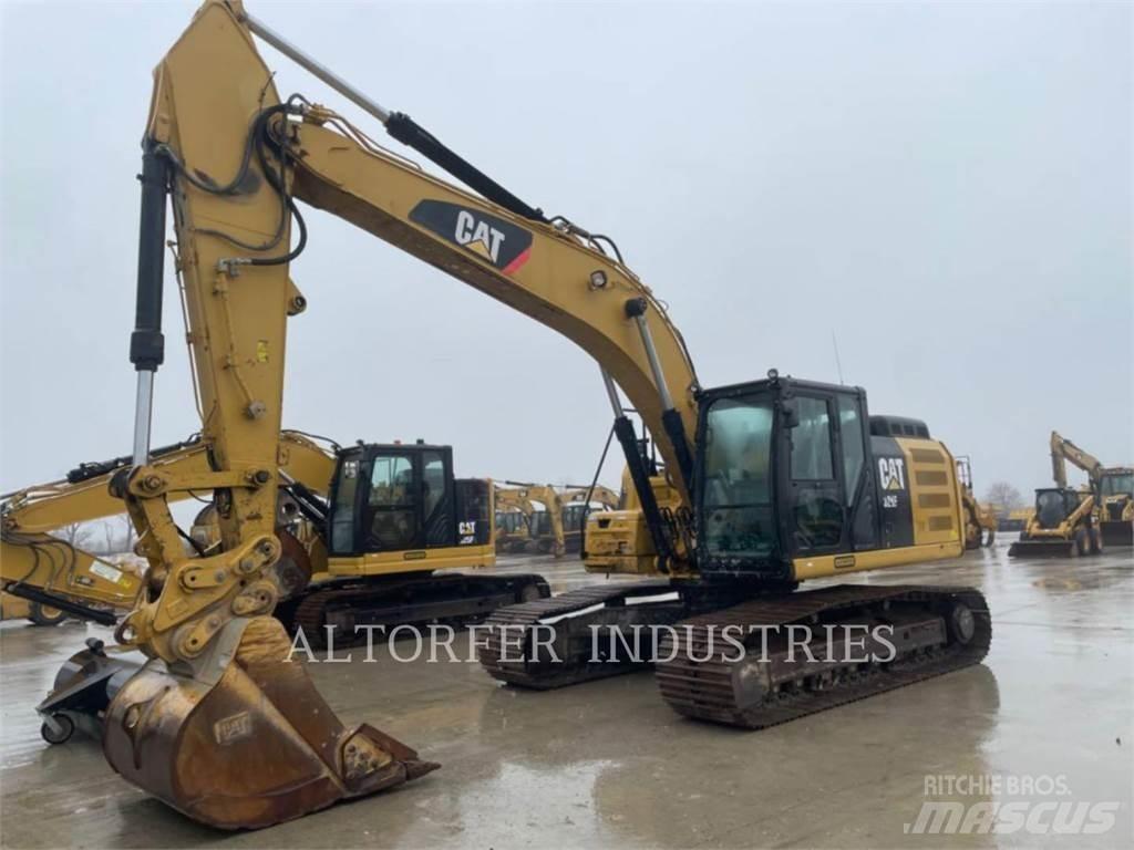CAT 326FL Crawler excavators