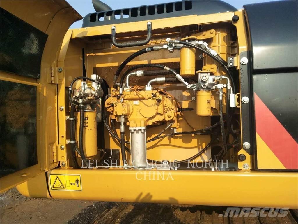 CAT 330D2L Crawler excavators
