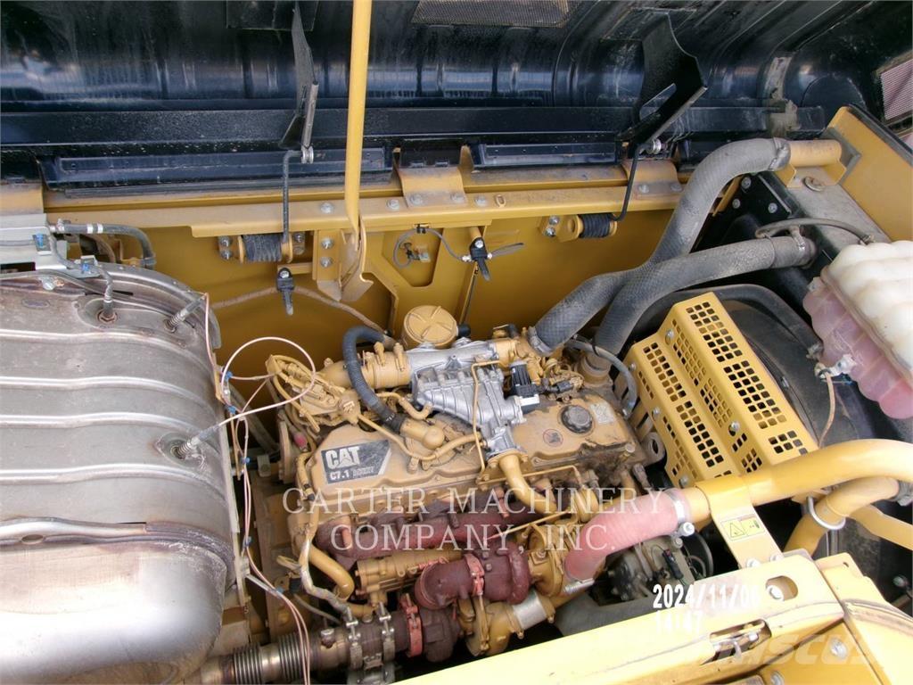 CAT 330FL Crawler excavators