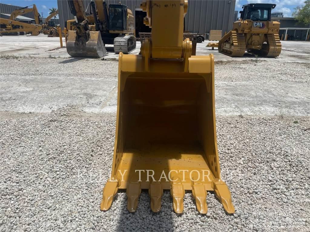 CAT 335 Crawler excavators