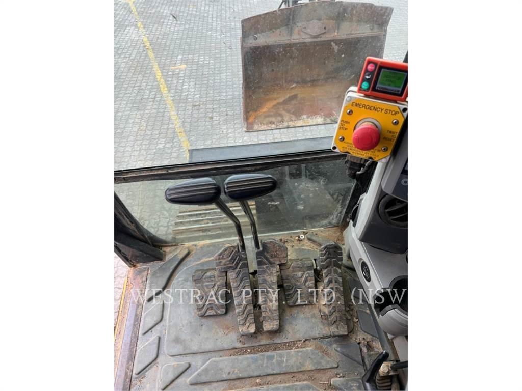 CAT 335FLCR Crawler excavators
