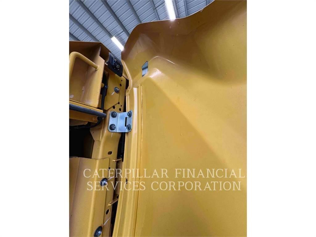 CAT 336-07 Crawler excavators