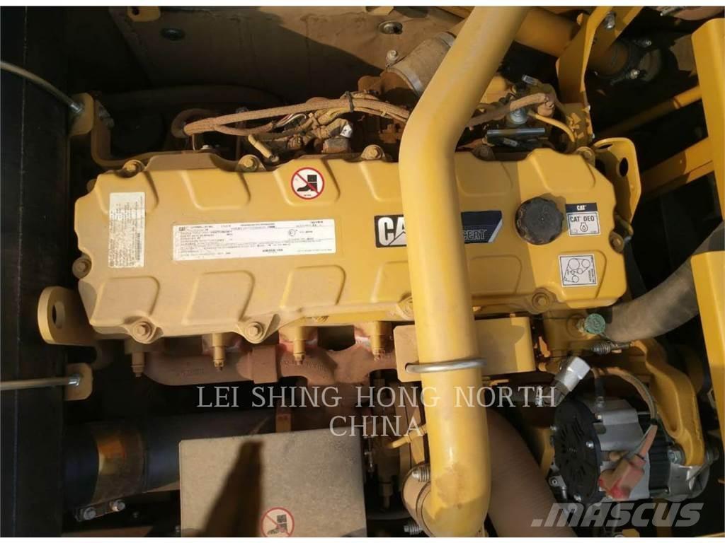 CAT 336D2 Crawler excavators