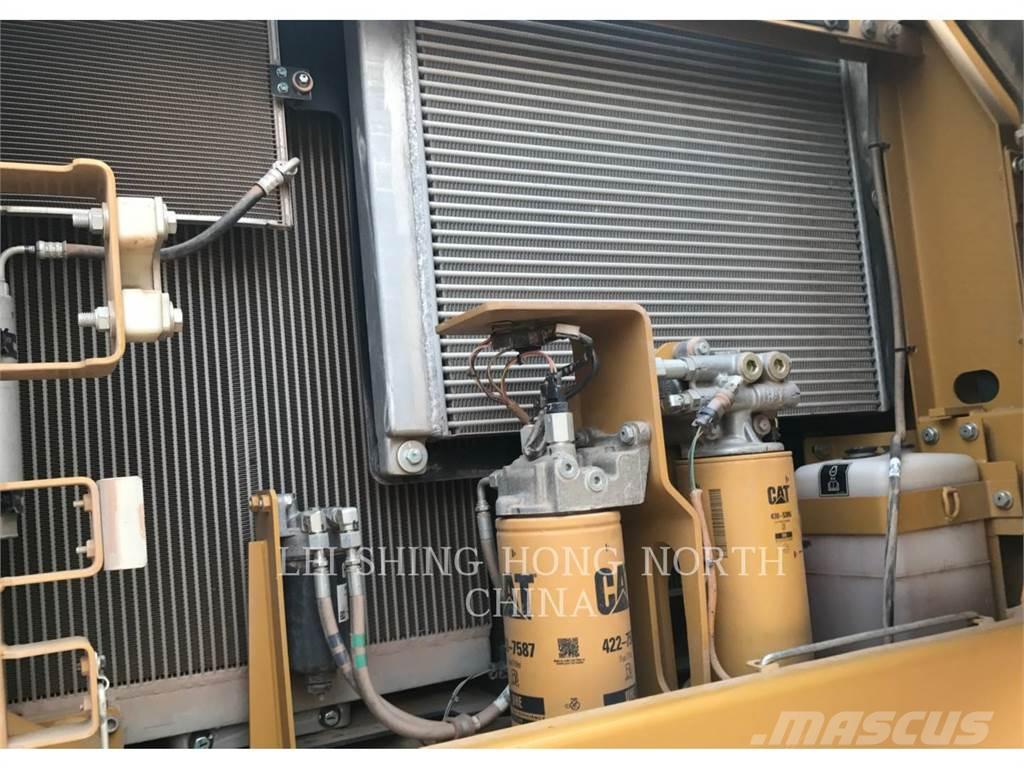 CAT 336D2 Crawler excavators