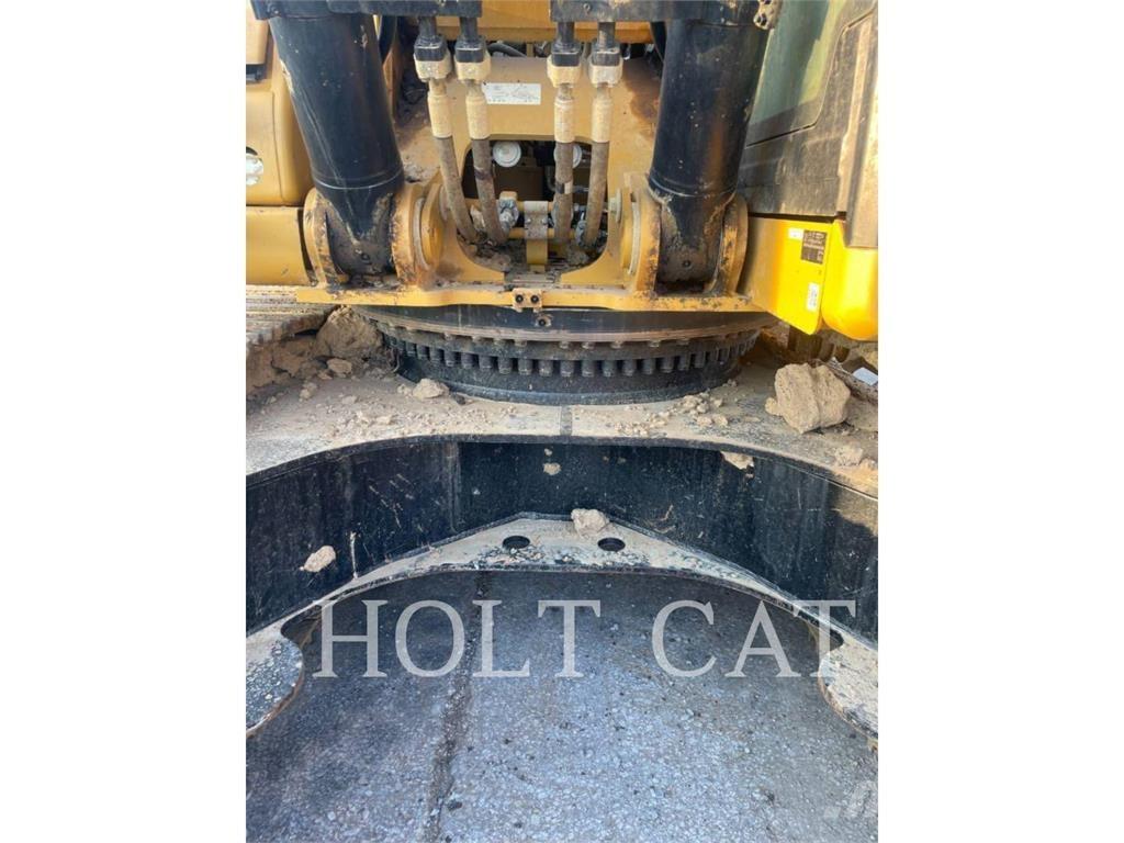 CAT 352 11 TC Crawler excavators