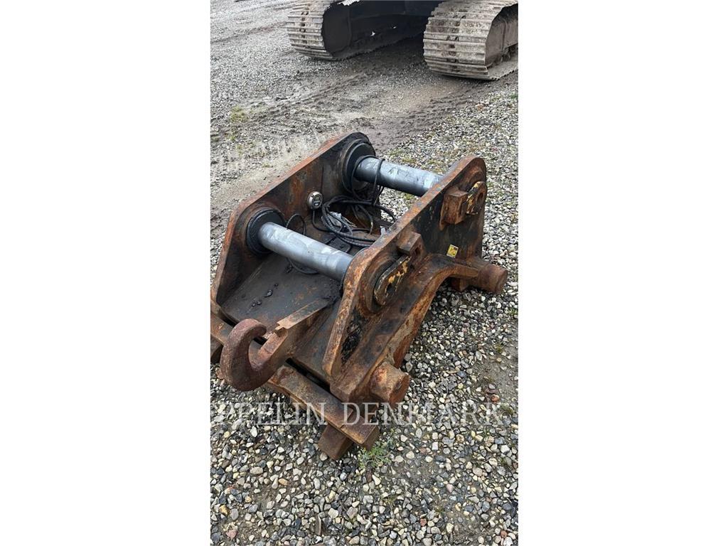 CAT 365CL Crawler excavators