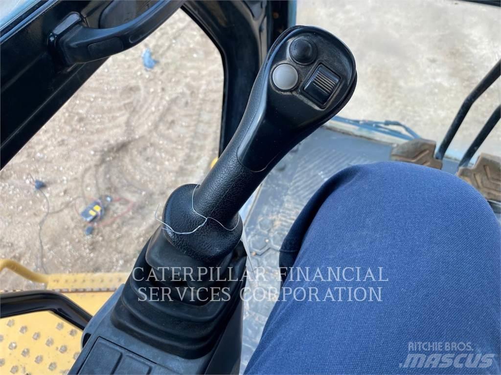 CAT 37407 Crawler excavators