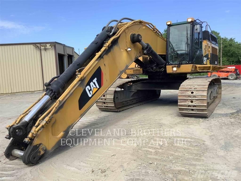 CAT 374DL Crawler excavators