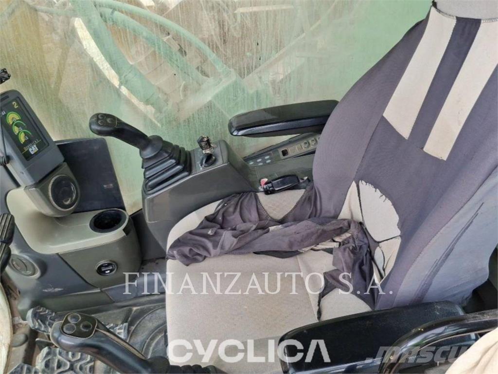 CAT 385C Crawler excavators