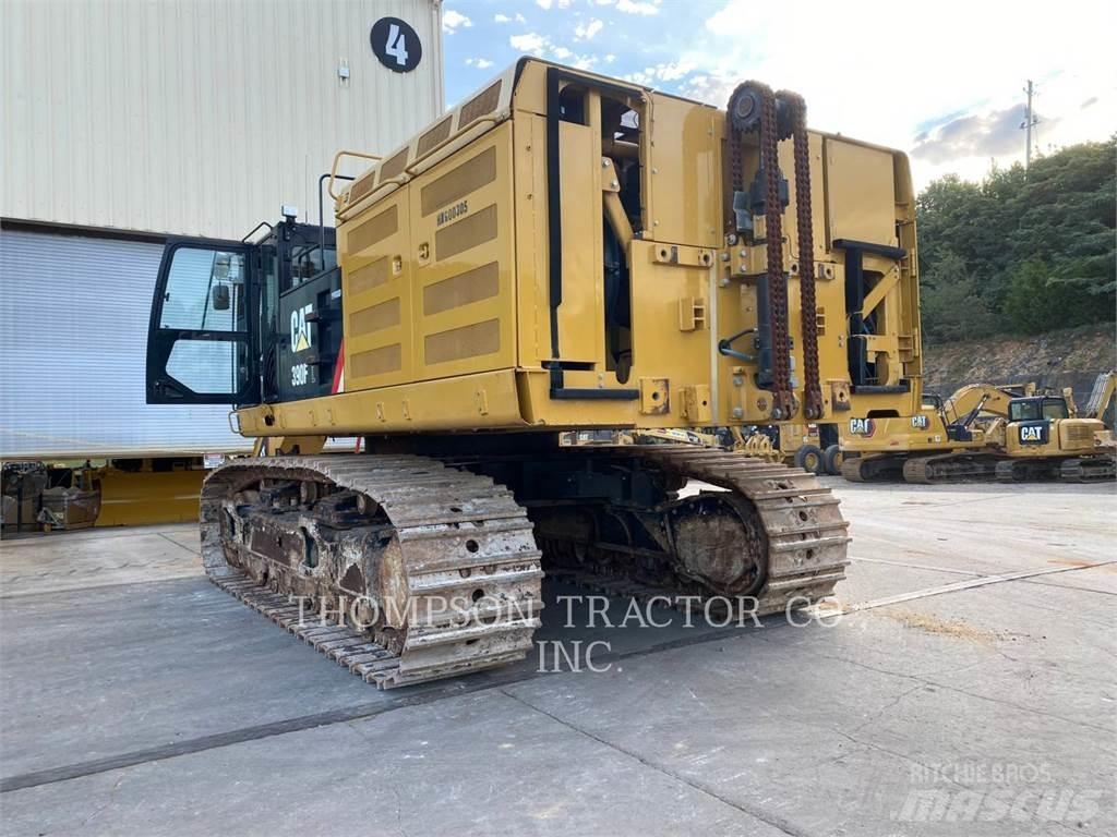 CAT 390FL Crawler excavators