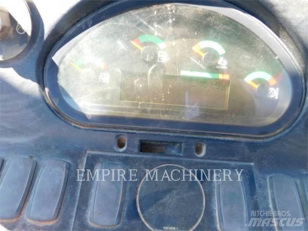 CAT 416F2 4EOP Backhoe