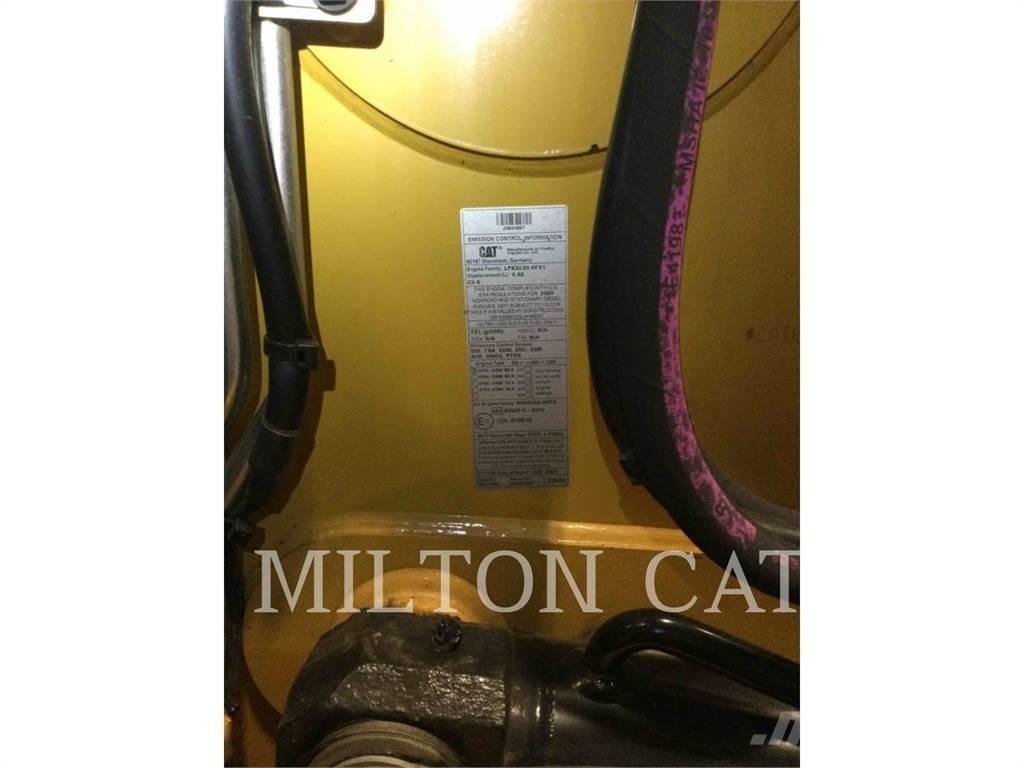 CAT 420 Backhoe