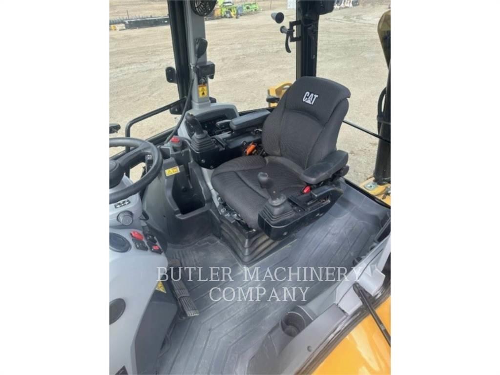 CAT 420 Backhoe