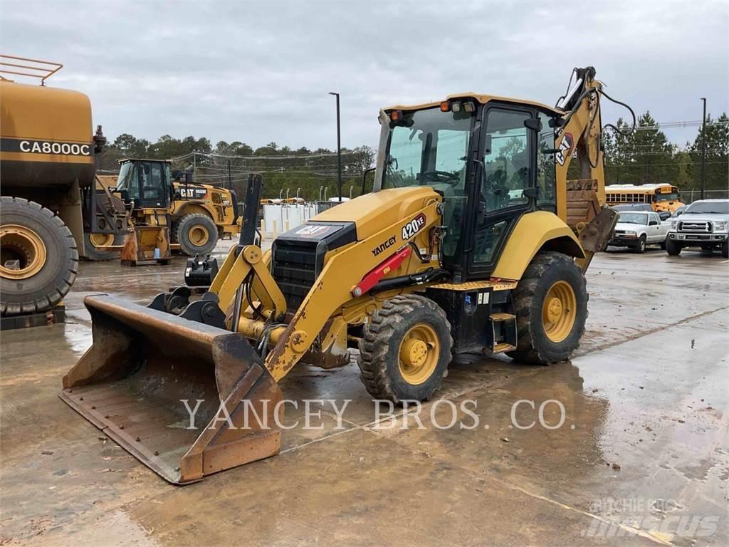 CAT 420 Backhoe