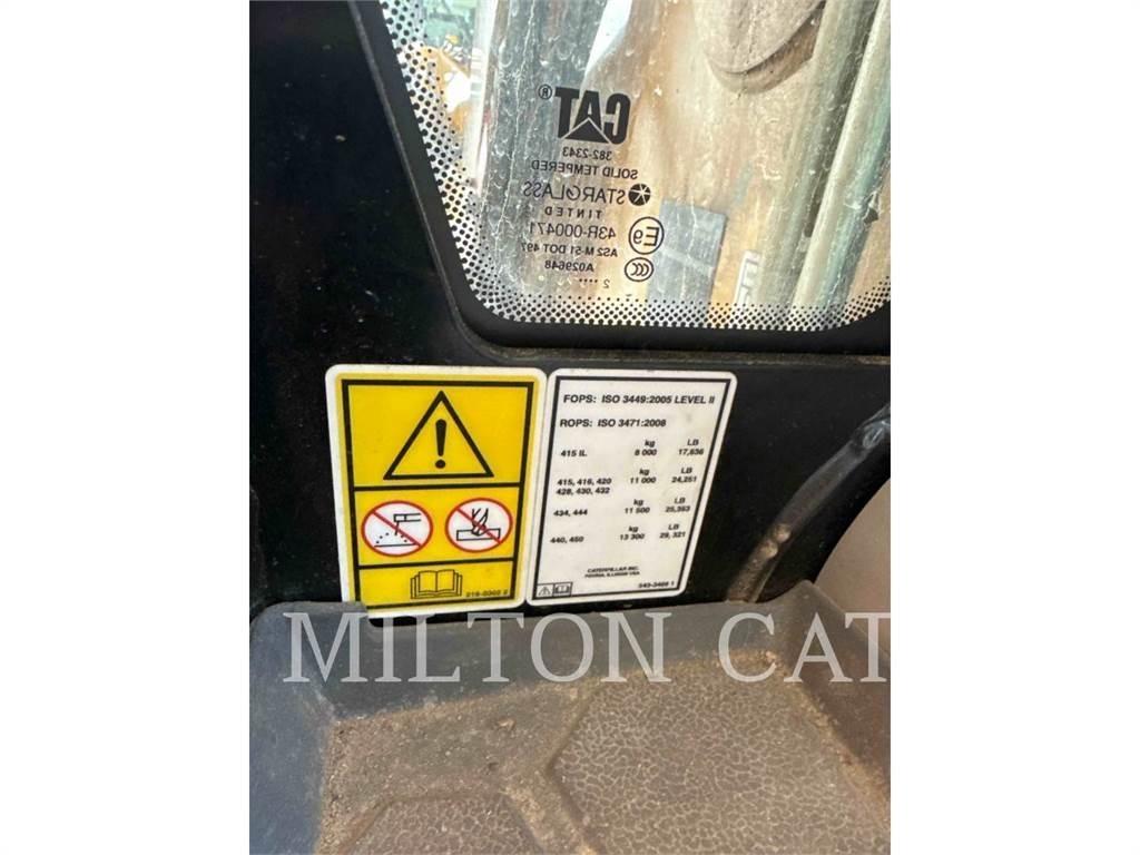 CAT 420 Backhoe