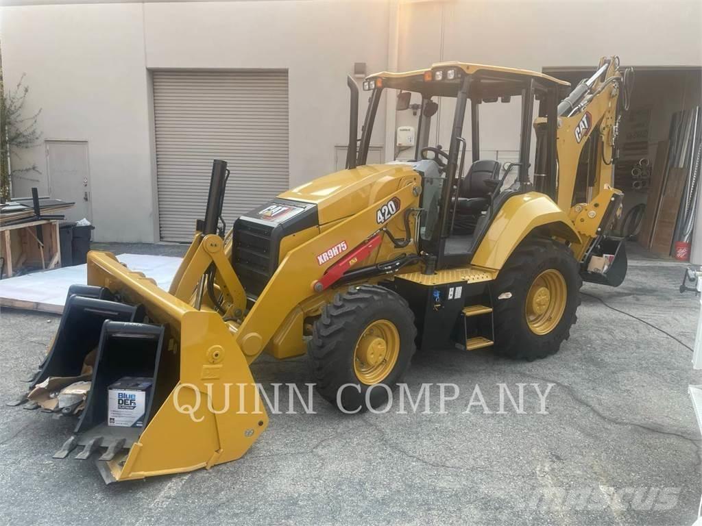 CAT 420 Backhoe