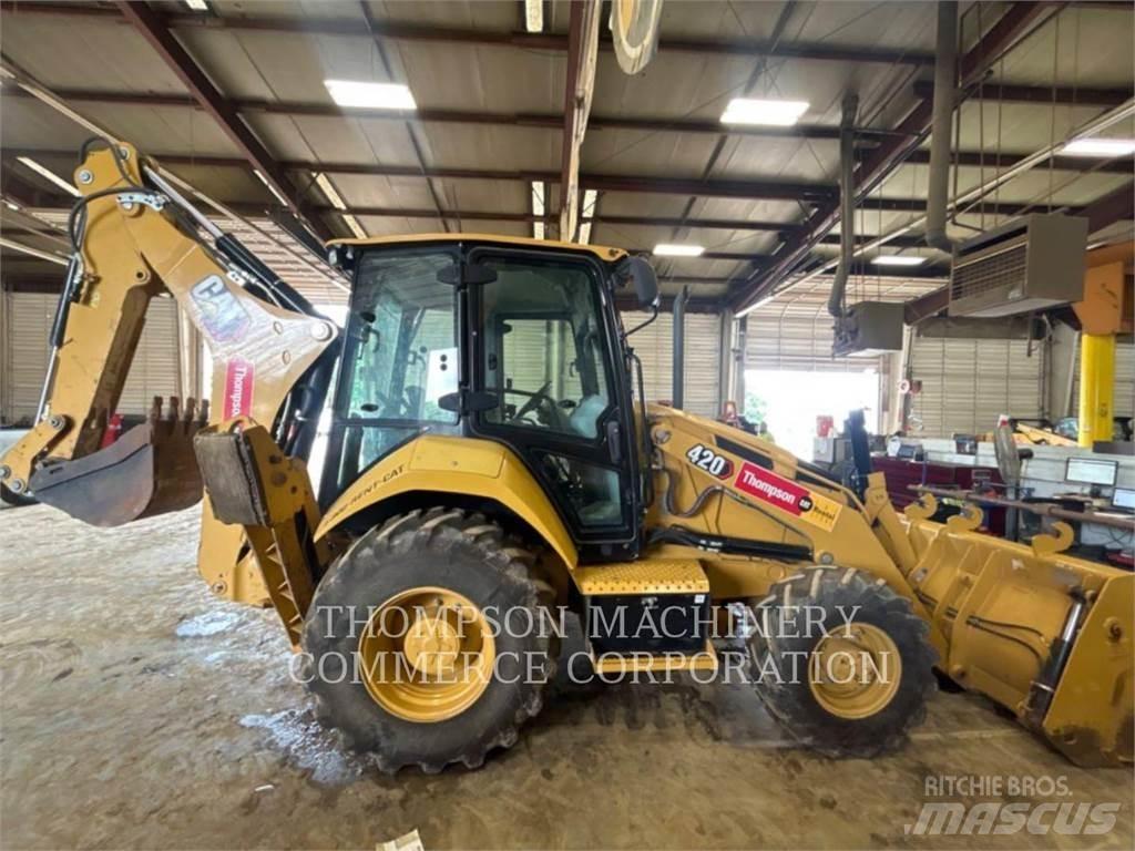 CAT 420 Backhoe