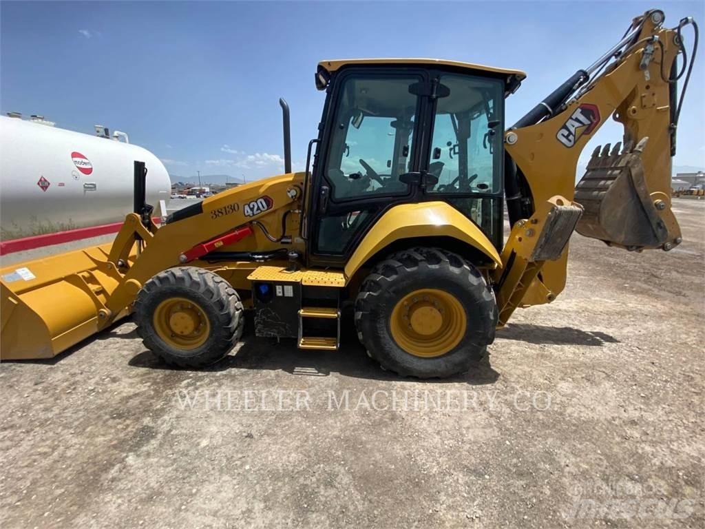 CAT 420 Backhoe