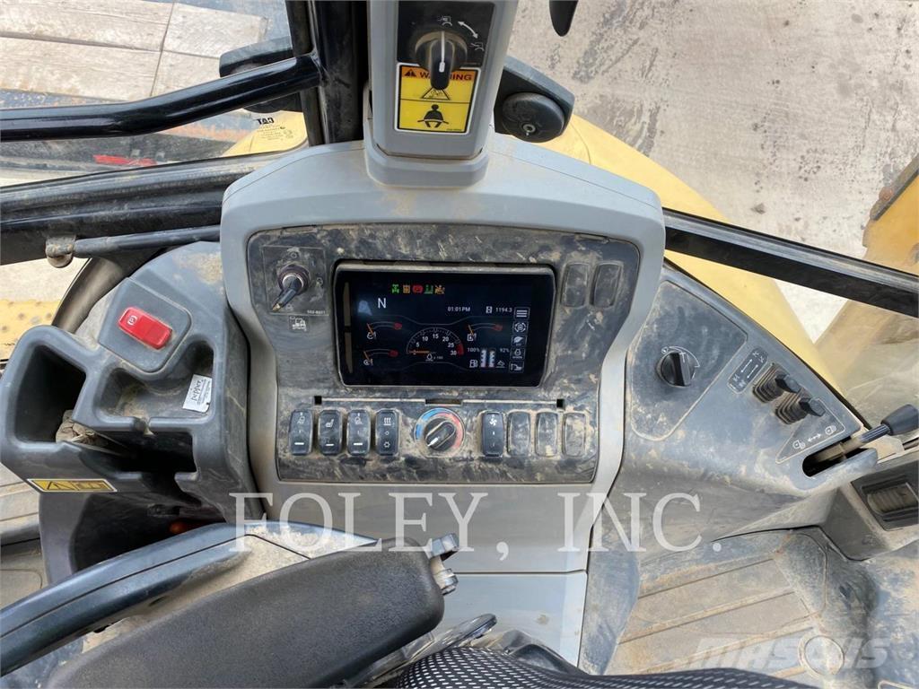 CAT 420-07XE Backhoe