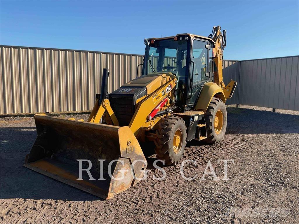 CAT 420 4AEM Backhoe