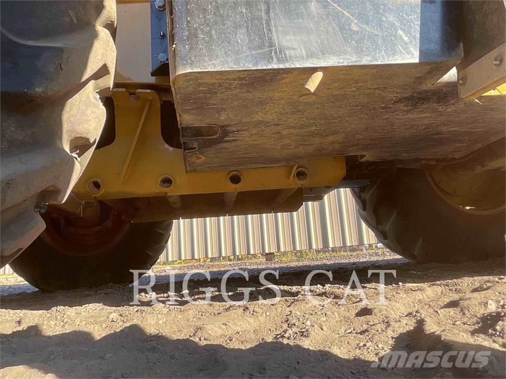 CAT 420 4AEM Backhoe