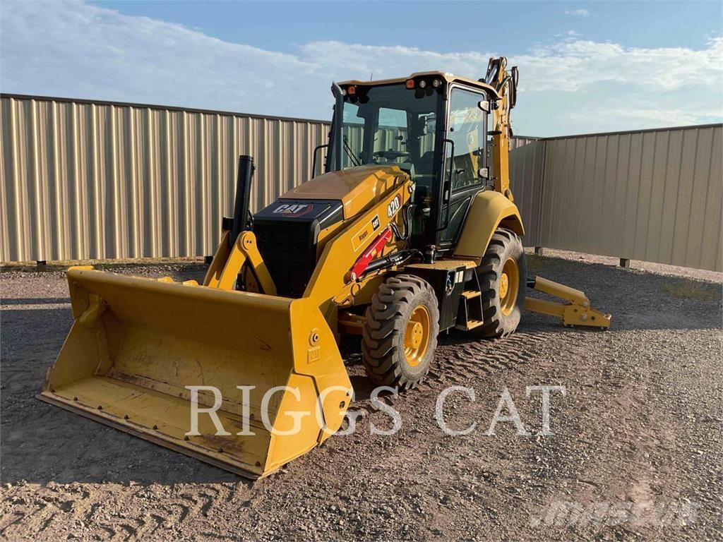 CAT 420 4AEM Backhoe
