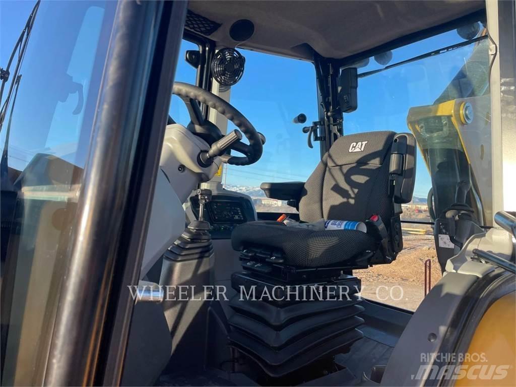CAT 420 TH Backhoe