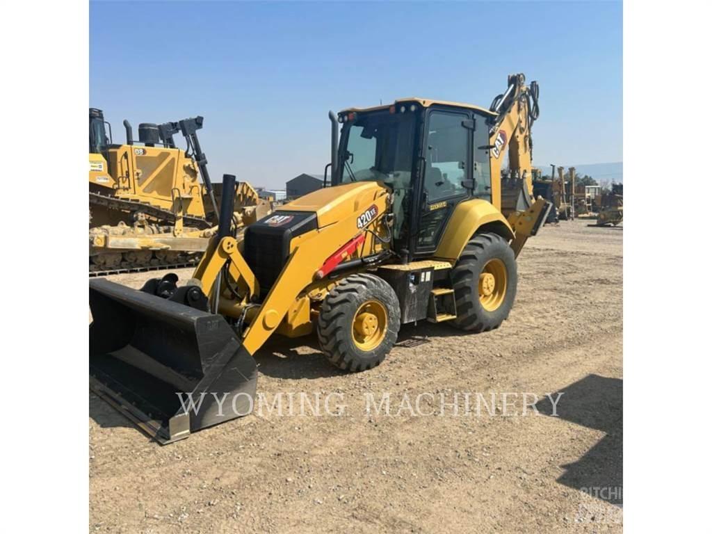 CAT 420 XE Backhoe