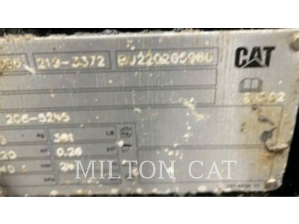 CAT 420BACKHOEBUCKET24 Buckets