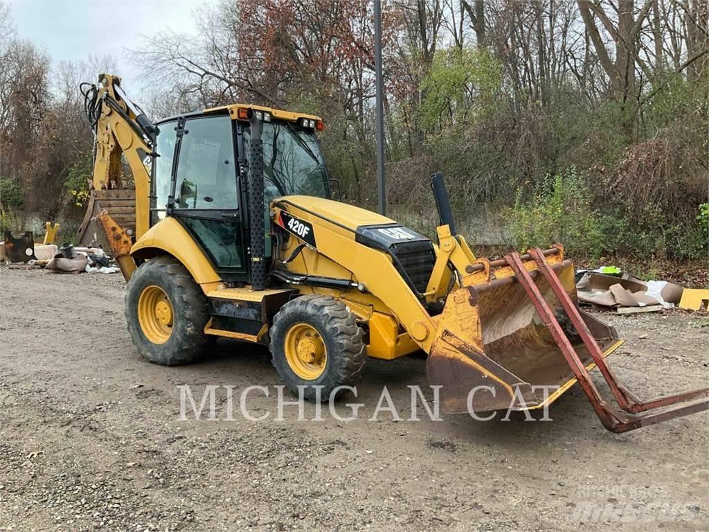 CAT 420F A Backhoe