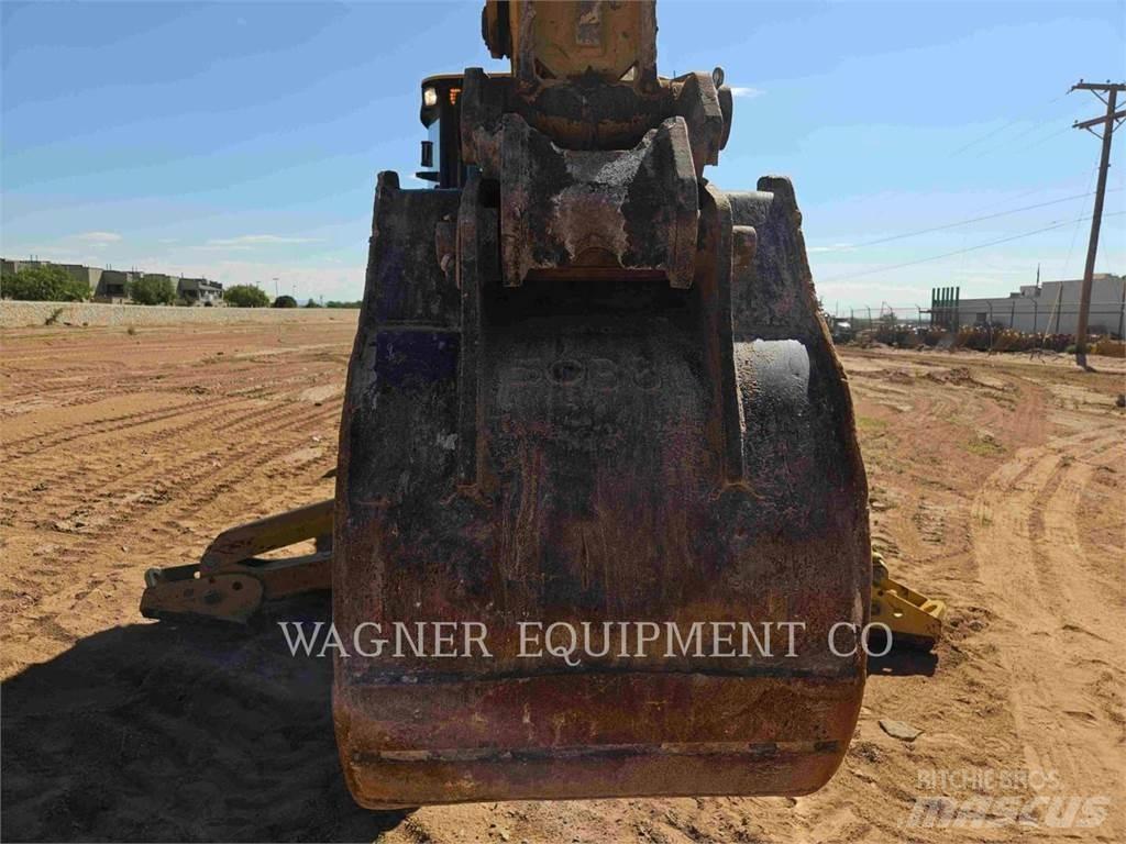 CAT 420F2 Backhoe