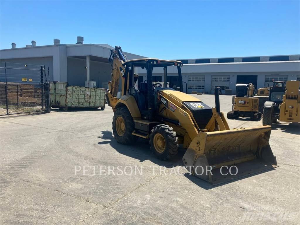 CAT 420F2 Backhoe