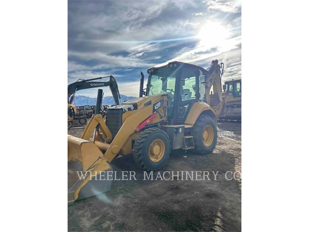 CAT 420F2 Backhoe