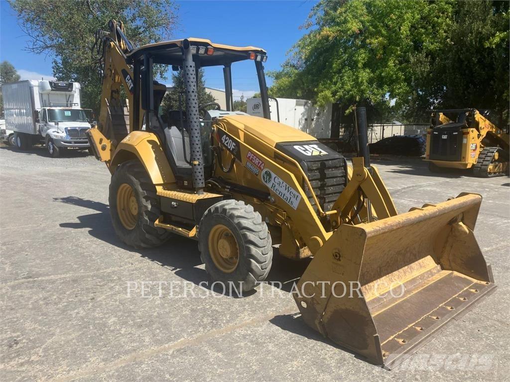 CAT 420F2 Backhoe
