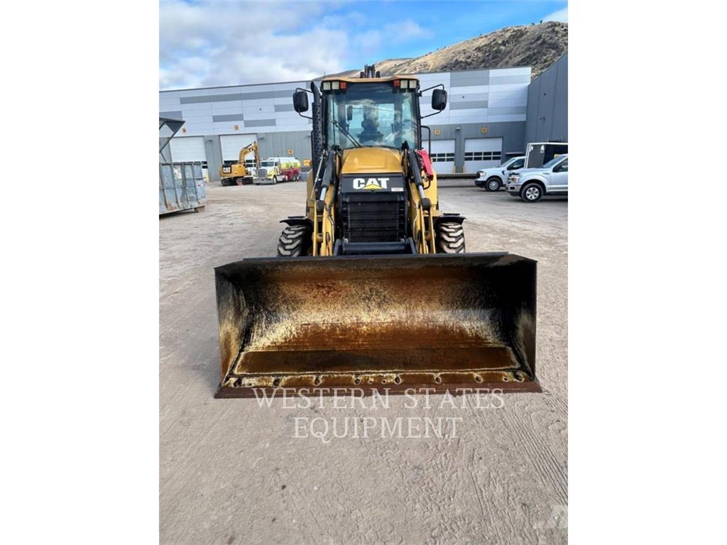 CAT 420F2 Backhoe