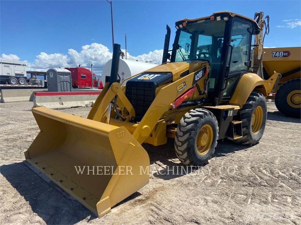 CAT 420F2 Backhoe