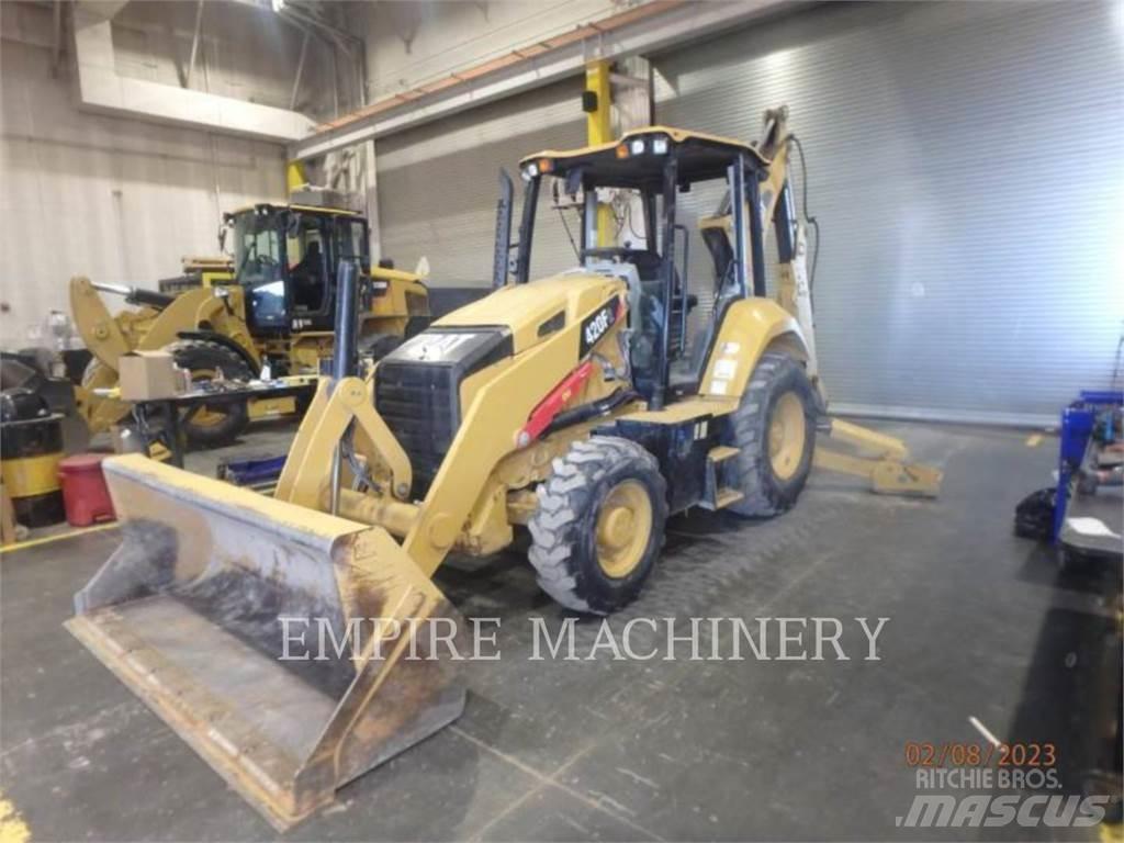 CAT 420F2 4EO Backhoe