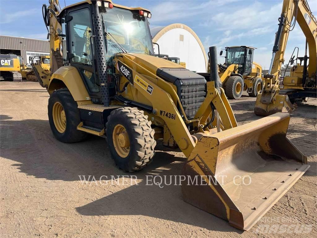 CAT 420F2 4WDE Backhoe