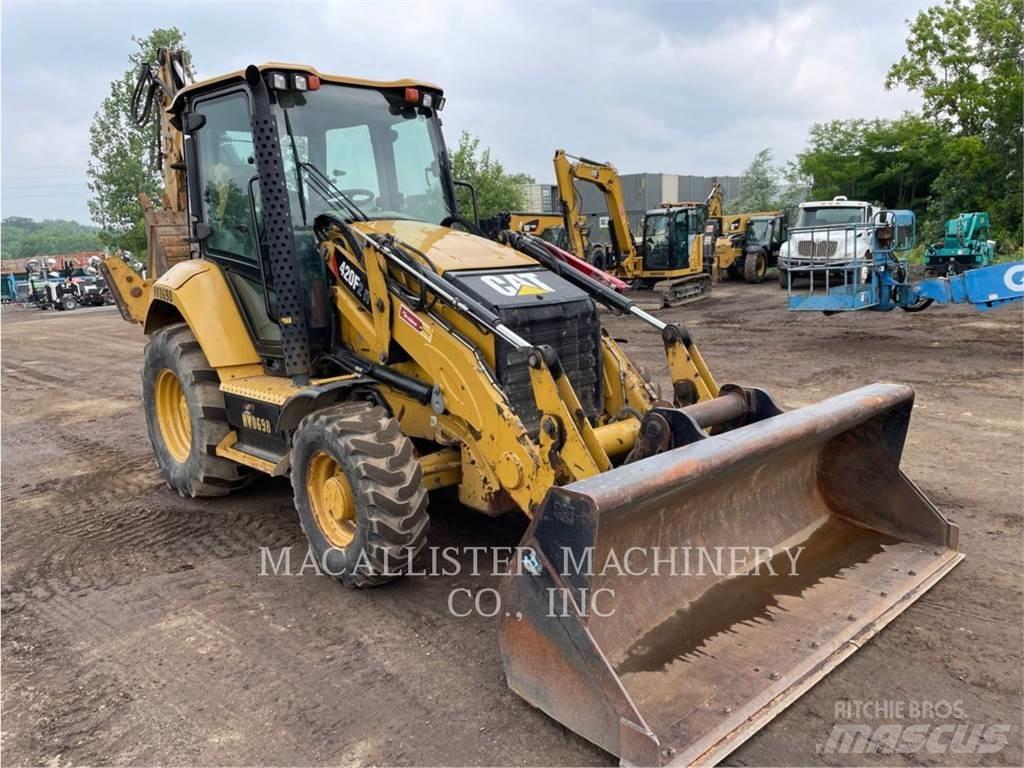 CAT 420F2IT Backhoe