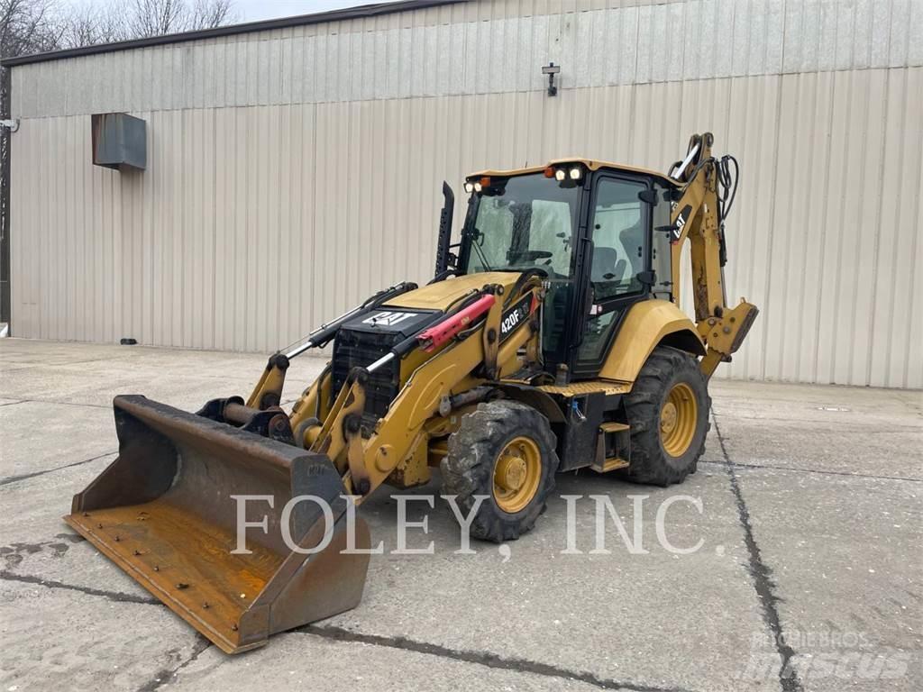 CAT 420F2IT Backhoe