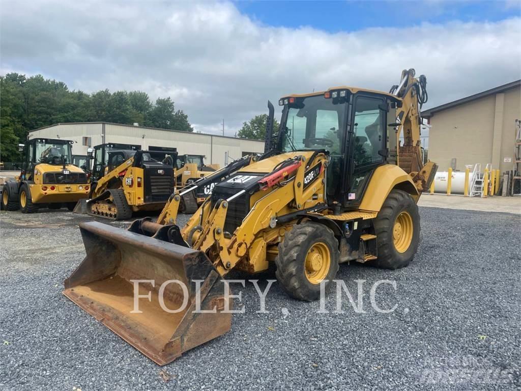 CAT 420F2IT Backhoe