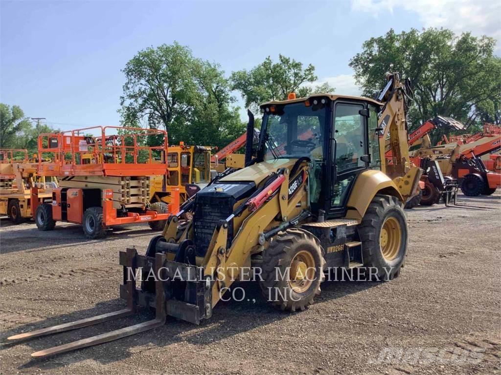 CAT 420F2IT Backhoe